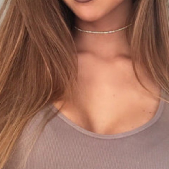 Alquimia Jewelry - DAINTY DIAMOND CHOKER NECKLACE IN SILVER COLOR